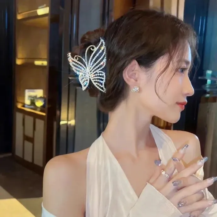 【社会反思】《熔炉》孔刘郑有美：我们一路奋战，不是为了改变世界，而是为了不让世界改变我们